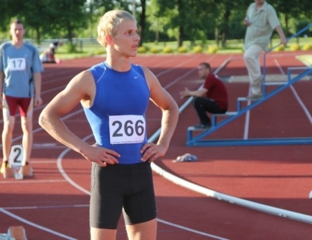 Vecumnieku novada sportists Reinis Krēgers Eiropas junioru čempionātā, kas notika pagājušās nedēļas nogalē Tallinā, daudzcīņā ar 7639 punktiem tika pie piektās vietas. 
Autors: lat-athletics.lv