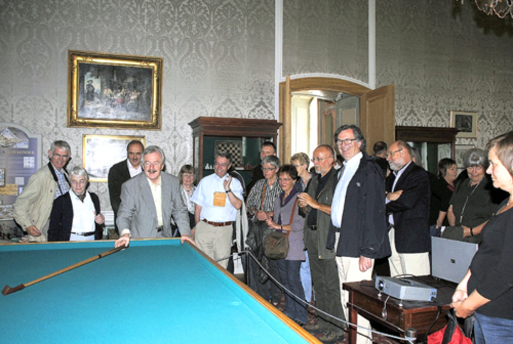 13. augustā Rundāles pils un parks bija atvērti Dārza svētkiem. Šoreiz to galvenais notikums bija tematiskas izstādes «Kokaugi Rundālē un Kurzemes hercogu dārzos» atvēršana Dārznieka mājā. Tā ir unikāla ekspozīcija, kam Latvijā nav...
Autors: Juris Iļņickis