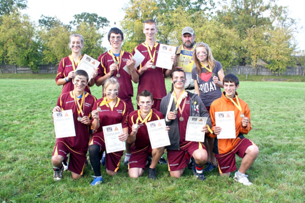 Misas vidusskolas komanda – zelta medaļas ieguvēji Latvijas pieskārienregbija čempionātā jauniešiem. 
Autors: No albuma.