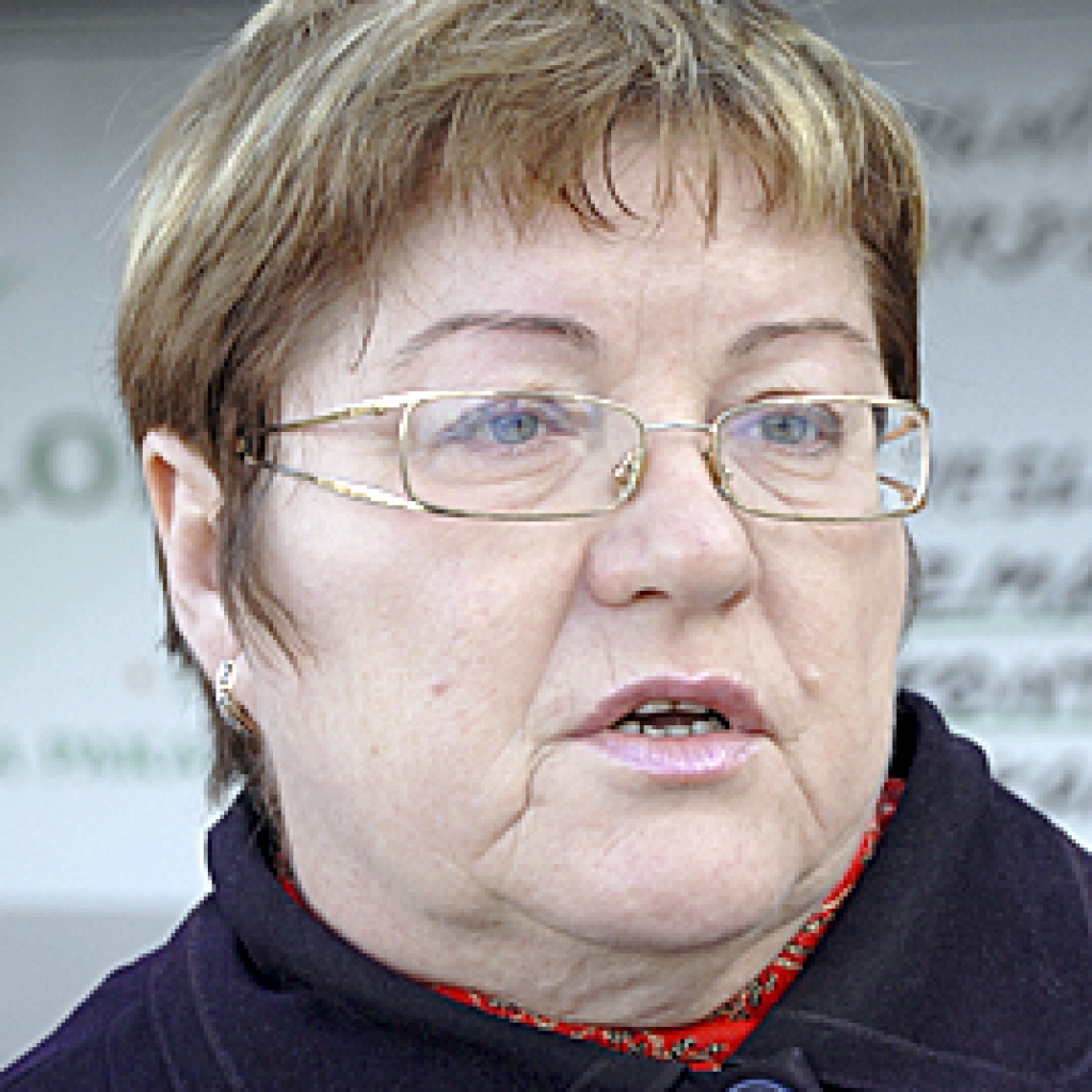 LUDMILA PUTĀNE.
