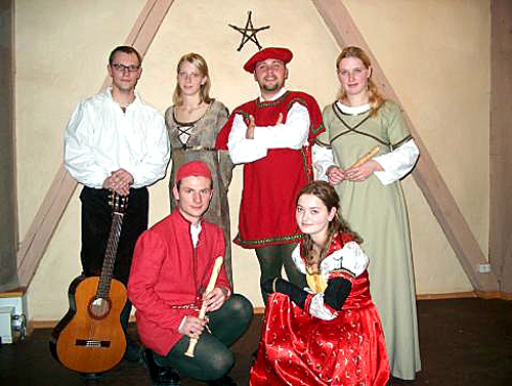 «Lirum», senās mūzikas ansamblis. 