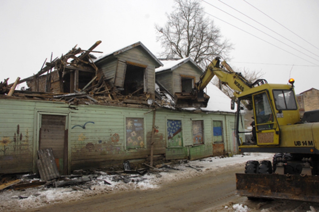 Rīgas ielas 16. nams vairs «nedaiļos» Bauskas vecpilsētas panorāmu.
Autors: Ivars Bogdanovs