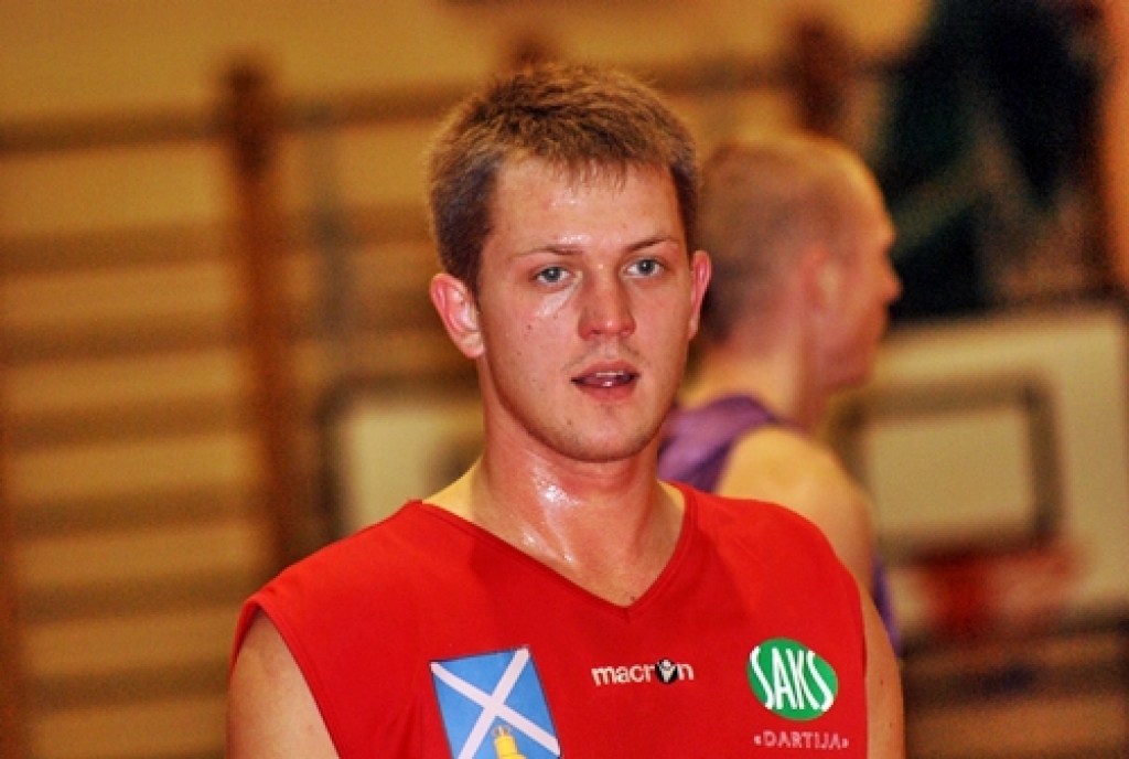 Spēlē viens no rezultatīvākajiem «Dartijā» bija Gatis Justovičs ar 17 punktiem un 6 rezultatīvām piespēlēm.
Autors: Uldis Varnevičs