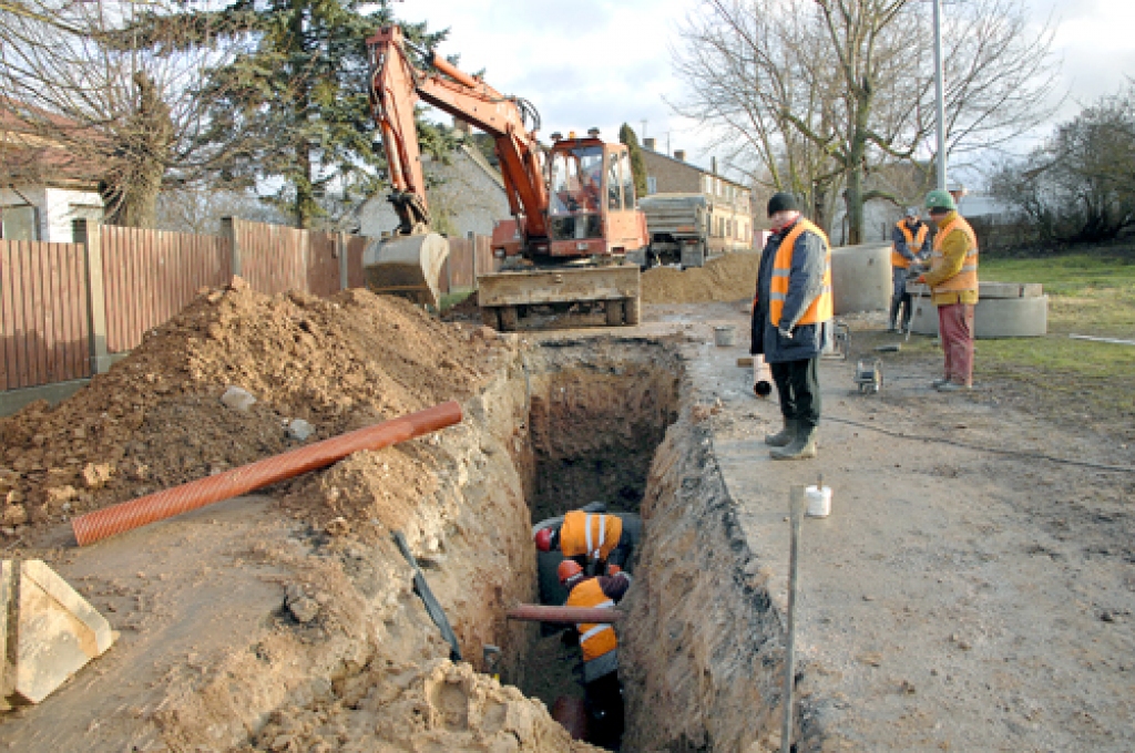 Janvārī lielākie ūdenssaimniecības rekonstrukcijas darbi notiks Biržu ielā, kur tranšeju plānots ierakt pat četru metru dziļumā.
Autors: Ivars Bogdanovs