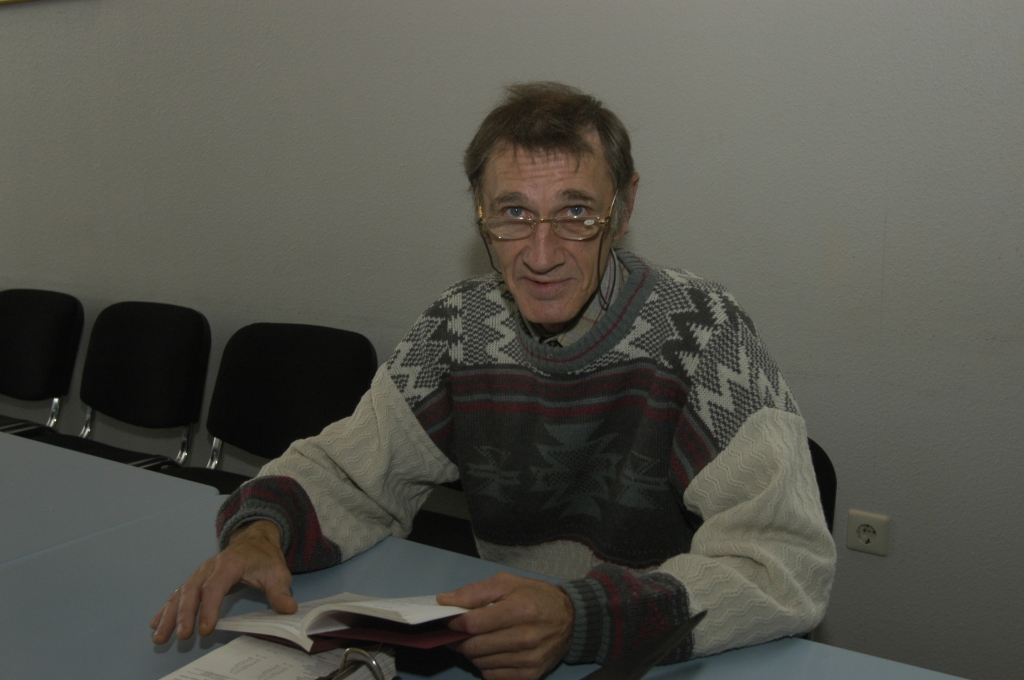 Baušķenieks Edvīns Hegenbarts savā 60 gadu jubilejā aicina visus Bauskas kultūras centrā uz izrādi. 7. janvārī te tiks izrādīta Mārtiņa Zīverta komēdija «Minhauzena precības». 
Autors: No «Bauskas Dzīves» arhīva.