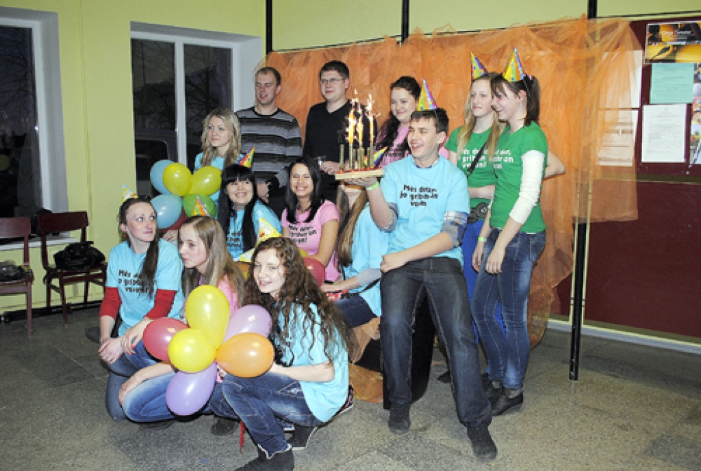 biedrībai «Inicio» 23. martā apritēja pirmā darbības gadskārta. Jaunieši to svinēja forumā kopā ar viesiem. 