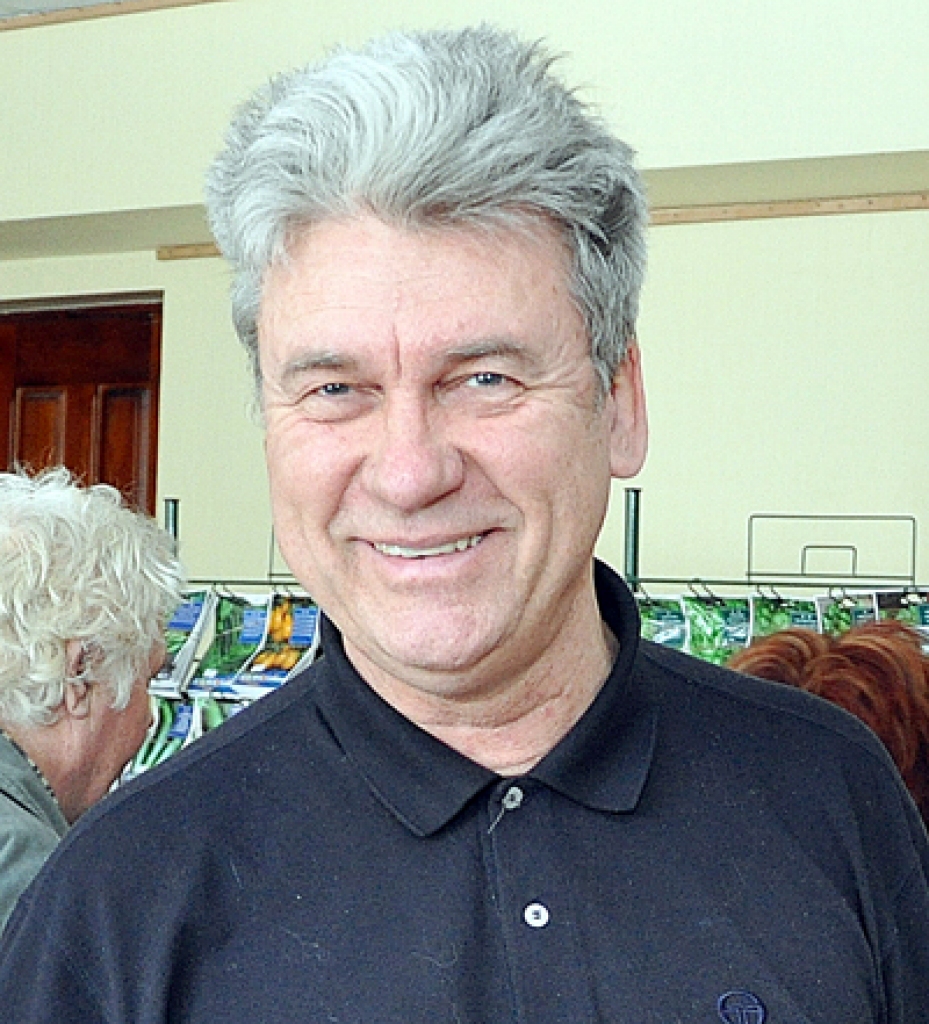 Raimonds Petrovskis savā dienliliju dārzā ik vasaru rīko Atvērto durvju dienu.