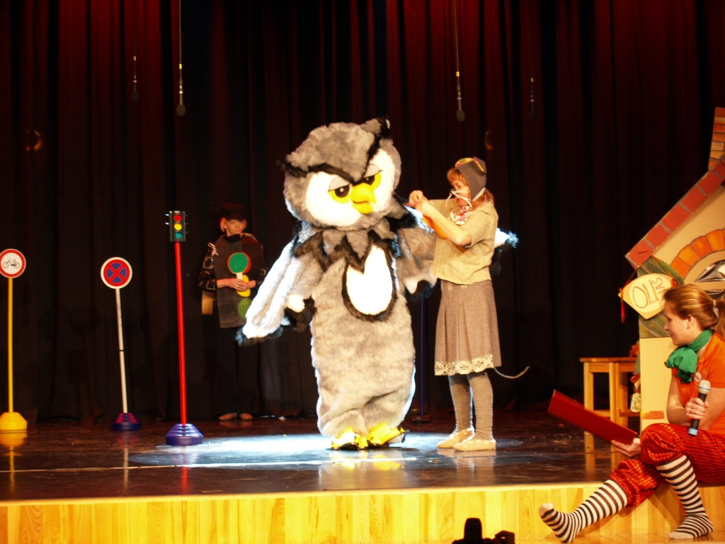 Bērnudārza «Dartija» uzvedums bija reizē aizraujošs un pamācošs satiksmes drošības jomā.
Autors: Antra Ērgle