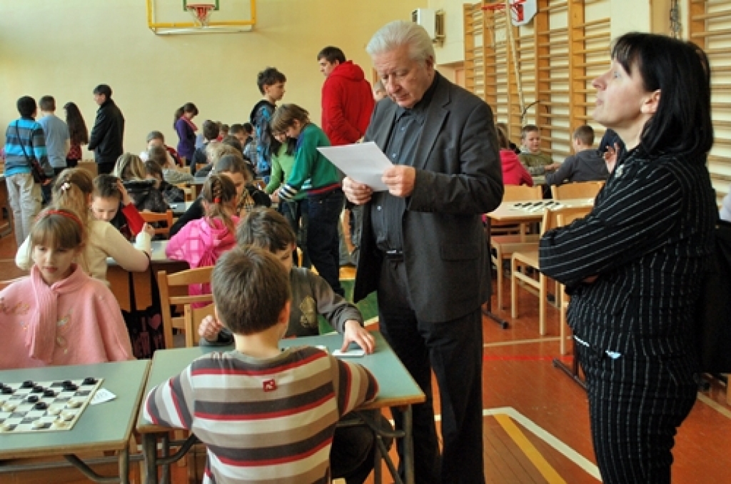 Dambretes sacensībās piedalījās 95 dalībnieki. 
Autors: Uldis Varnevičs