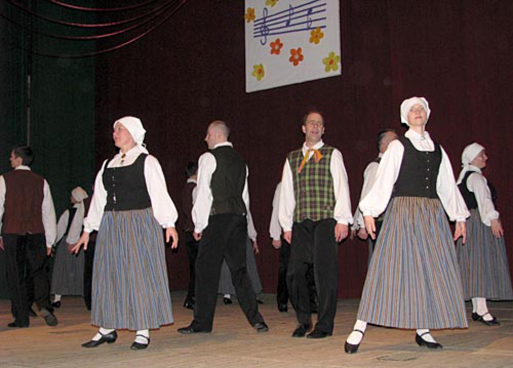 Dejotāji no Iecavas izpelnījās vislielākos publikas aplausus.
Autors: Vilnis Auzāns