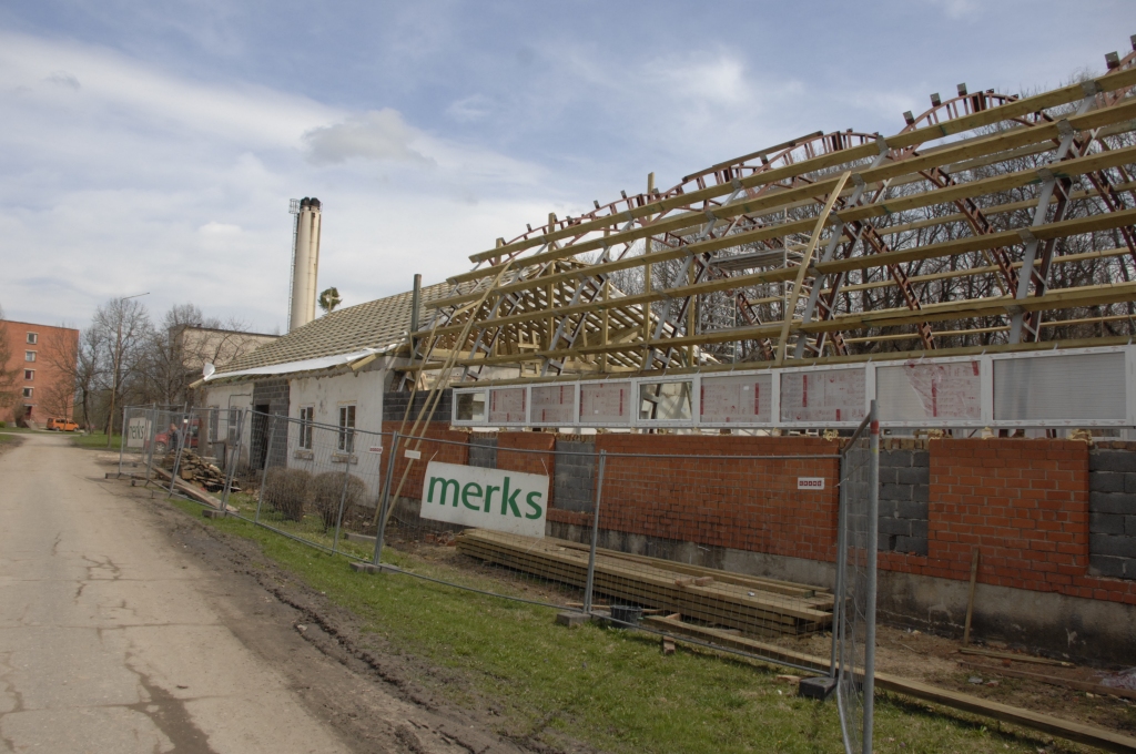 25. aprīlī, aizvadīti Saulaines profesionālās vidusskolas lauksaimniecības angāra un laboratorijas spāru svētki.
Autors: Ivars Bogdanovs