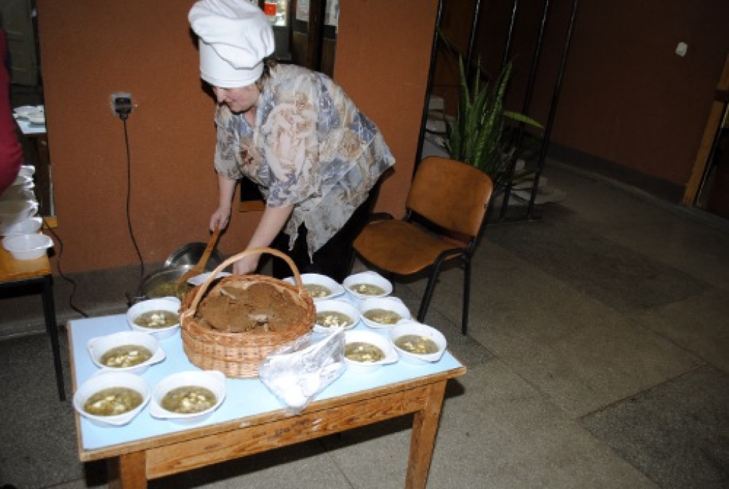 Tradicionālā skābeņu zupas vārīšana.
Autors: Kristaps Ābelnieks