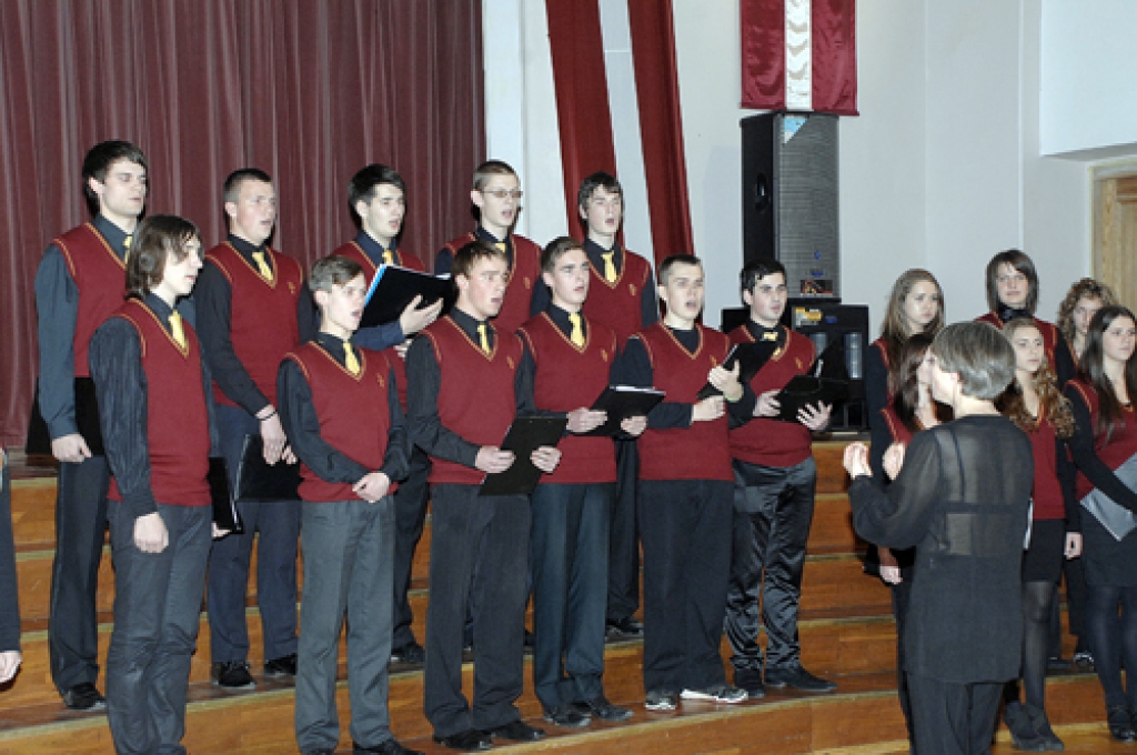 Daudziem spilgti atmiņā palicis Bauskas Valsts ģimnāzijas jauktā kora priekšnesums Bauskas kultūras centrā pērn, 11. novembrī. 
Autors: No «Bauskas Dzīves» arhīva.