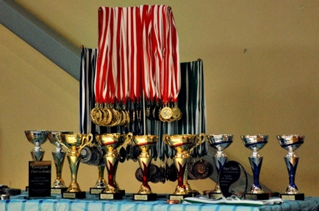 Codes pamatskolas sporta zālē 29. aprīlī tikās teikvondo cīņas sporta veida pārstāvji no Latvijas, Lietuvas, Igaunijas, viņu vidū arī Bauskas un Sesavas kluba «SAM-KAN» atlēti.

Kopumā «SAM-KAN» kluba sportisti izcīnīja 23 medaļas....
Autors: Uldis Varnevičs