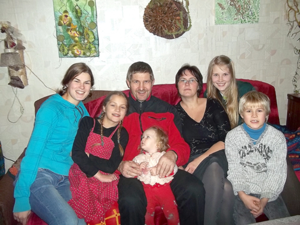 Vietnieku ģimene pērnā gada Ziemassvētkos.