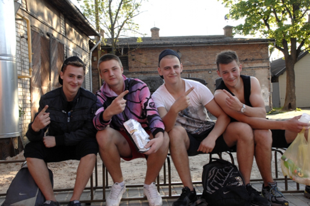 Orientēšanās sacensību «Pavasara vakars galvā» uzvarētāju komanda «Stieņi».
Autors: Ivars Bogdanovs