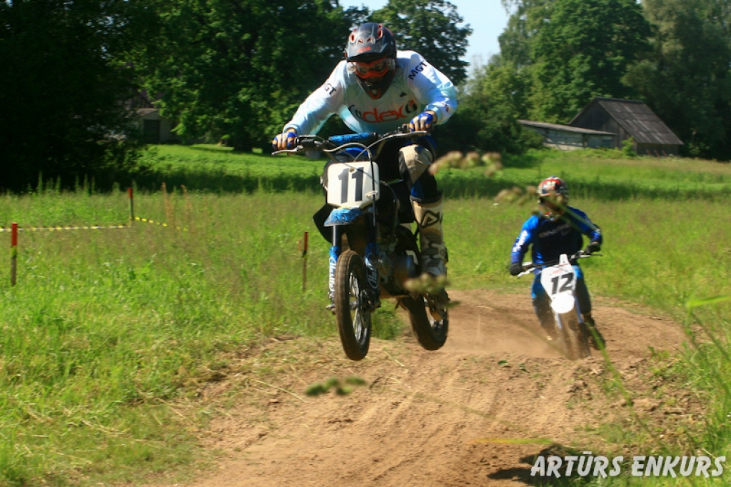 Vecumnieku motoklubs «Liesma» sestdien, 16. jūnijā, Vecumnieku Turku kalnu trasē rīkoja «Zelta mopēda» sacensību ««Liesmas» kauss» izcīņu. Rezultātus varat skatīt «Bauskas Dzīves» drukātajā versijā 18. jūnija numurā.