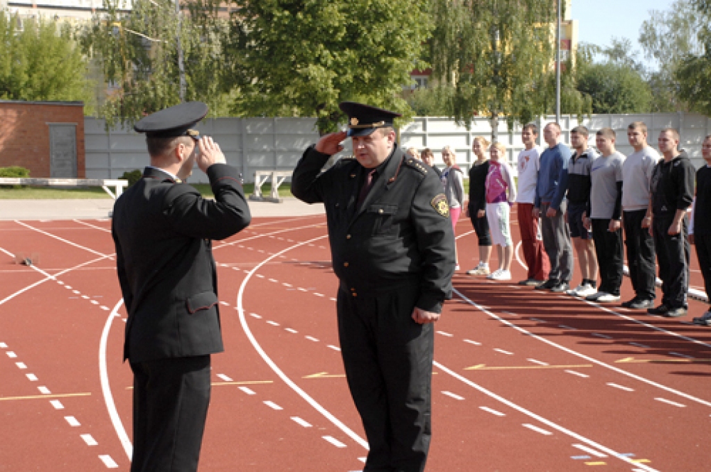 Zemgales reģiona izveicīgākie un stiprākie glābēji otrdien, 5. jūnijā, pulcējās Bauskā. Stadionā, kā arī VUGD Bauskas daļā notika reģionālās ugunsdzēsēju sacensības. 
Valsts ugunsdzēsības un glābšanas dienesta (VUGD) Zemgales reģiona...
Autors: Ivars Bogdanovs