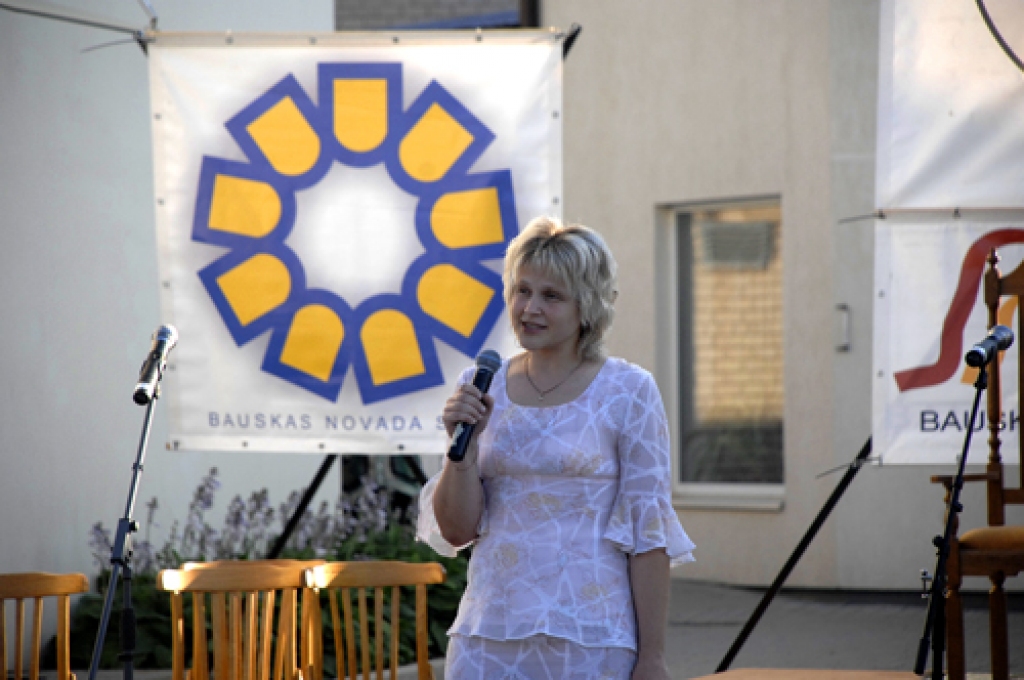 Bauskas novada trešie svētki sākuši savu gaitu cauri visiem pagastiem. Pirmie svētkus 27. jūlijā ieskandēja codieši. 

Autors: Ivars Bogdanovs