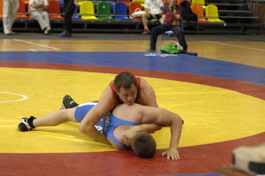 Latvijas plašākais sportiskais pasākums – 3. olimpiāde – risinājās Liepājā no 6. līdz 8. jūlijam. Olimpiādes atklāšanas ceremoniju 6. jūlija vakarā ievadīja visu novadu un pilsētu sportistu delegāciju parāde.
Bauska izcēlās ar pussimt...
Autors: Ivars Bogdanovs