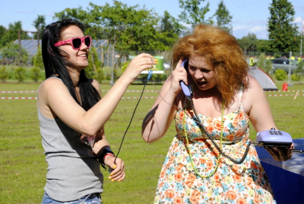 Festivālā «Pīlādzis» 29. un 30. jūnijā uzstājās vairāk nekā 50 mūziķu. Tas jau trešo gadu norisinājās skaistā un sakoptā vietā Stelpē.
Autors: Kristaps Ābelnieks