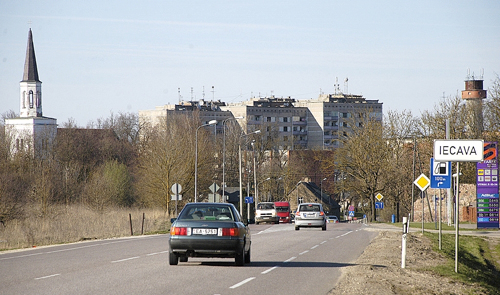 Sabiedrībai būs jāizvēlas, vai izdevīgi ģeogrāfiski novietoto Iecavas novadu veidot kā aktīvu uzņēmējdarbības teritoriju vai «guļamrajonu».