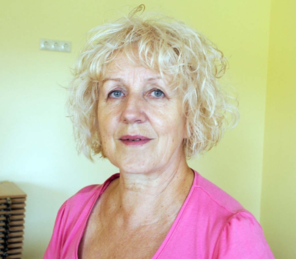 Indra Konstantinova. 