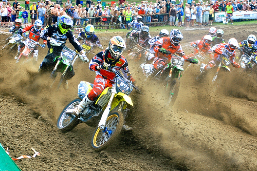 Latvijas čempionāta motokrosā Stelpes posmā otrajā dienā startēja 102 sportisti. 