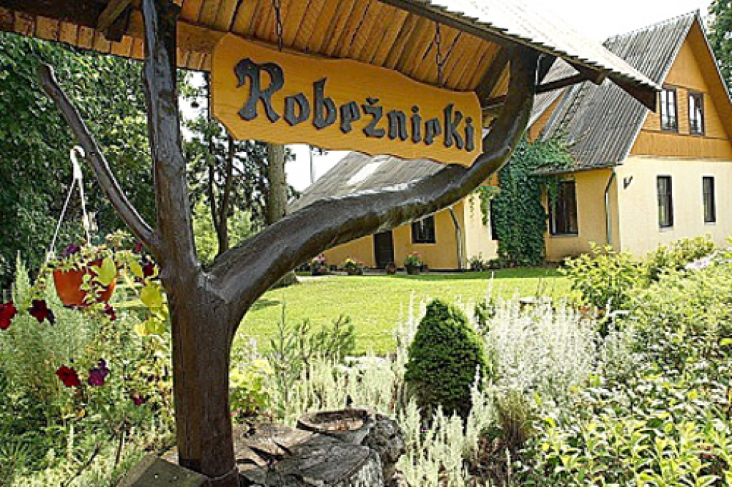 Vecumnieku pagasta Robežniekos trešdien tiek rīkots seminārs «Ūdenskrātuvju veidošana, uzturēšana».
Autors: no «Bauskas Dzīves» arhīva.