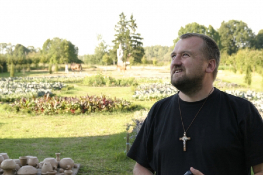 Priesteris un kapelāns Andrejs Mediņš, kurš kalpo Bruknas kopienā, ir arī LKSAA biedrs.
Autors: no «Bauskas Dzīves» arhīva.