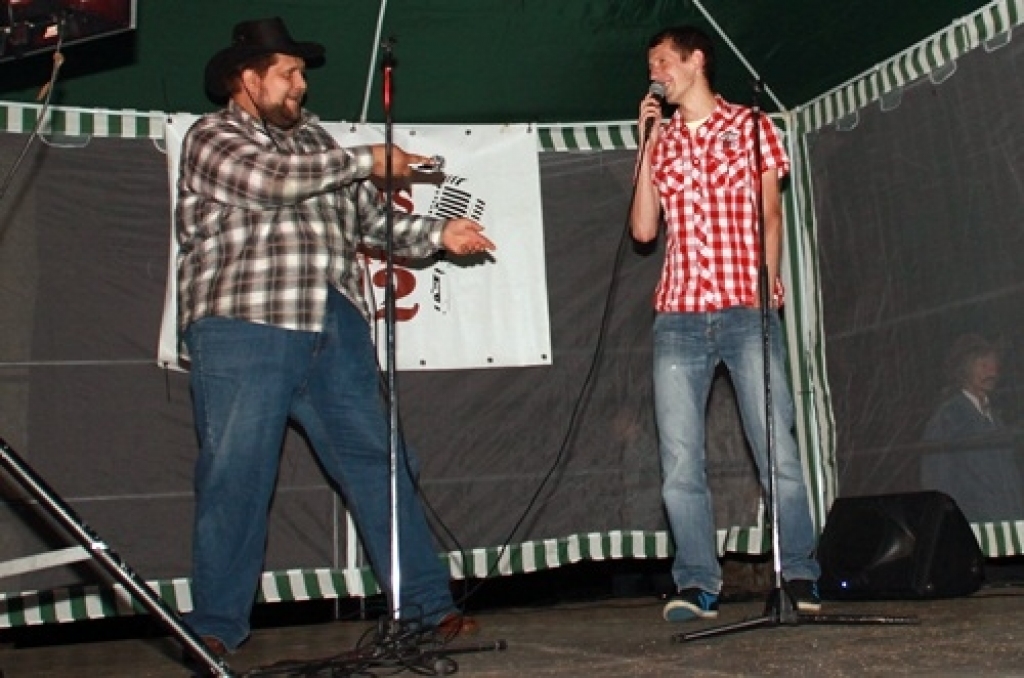 Karaoke Bauskā Kantrimūzikas festivāla laikā.
Autors: Uldis Varnevičs