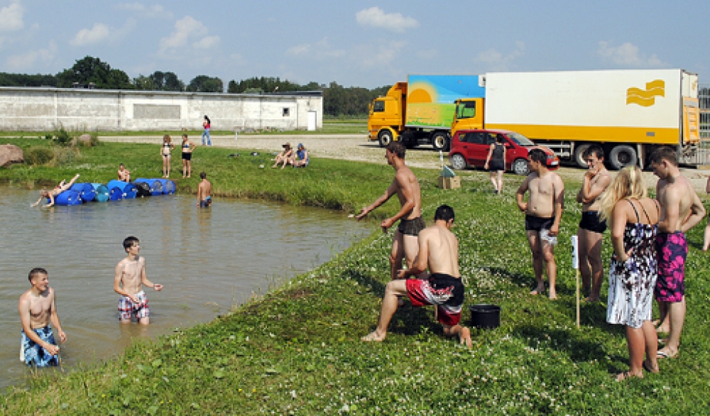 Sacensības «Jautrās ūdens spēles» Svitenē sestdien aizritēja tiešām jautri.
Autors: Juris Iļņickis
