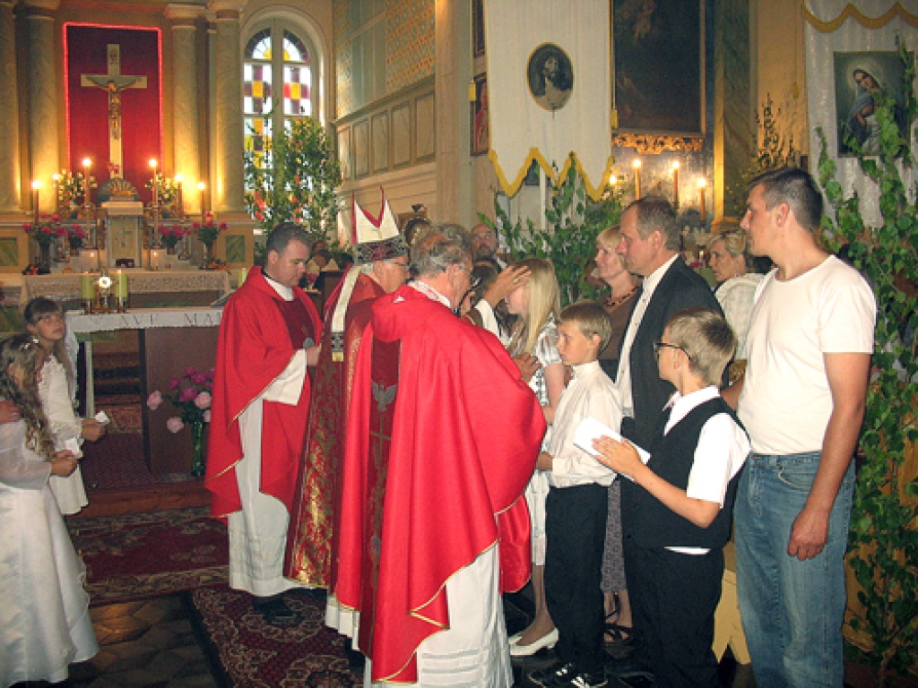 Kurmenē dievkalpojums Pēterdienā ir īpašs.
Autors: Māris Krūmiņš