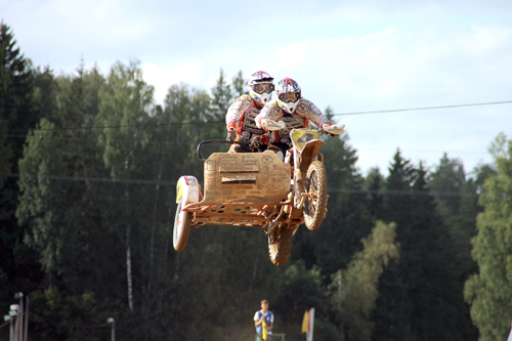 Elvijs Mucenieks un Māris Rupeiks «Zelta zirga» trasē Ķegumā. 