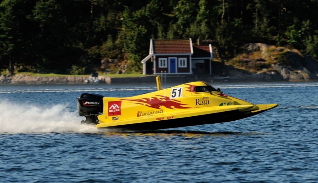 Brauc Uvis Slakteris – F2 pasaules čempionāta mačreisa uzvarētājs.
Autors: no http://f2worldchamp.com