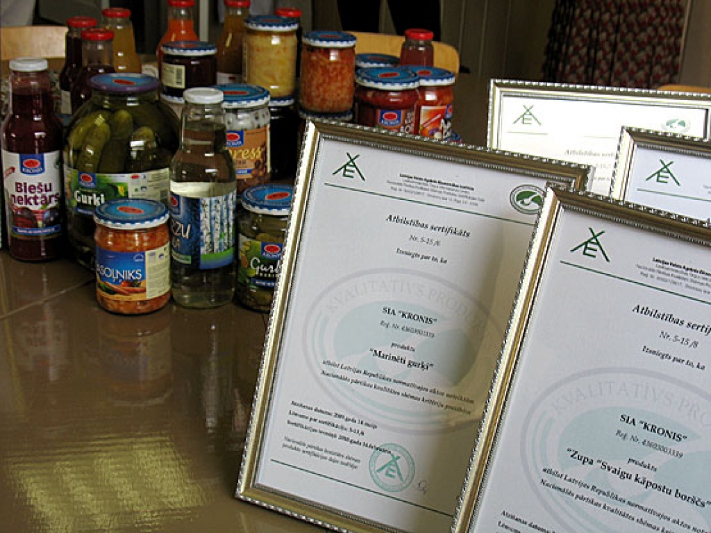 Uzņēmums „Kronis” regulāri piedalās izstādē „Rīga Food”.
Autors: no „Bauskas Dzīves” arhīva.