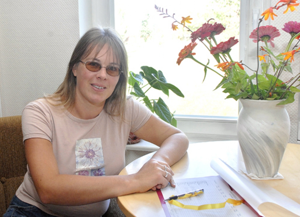 Agnese Čakša (attēlā), viņas dzīvesbiedrs baptistu mācītājs Jānis Čakšs un citi draudzes locekļi Bauskā vadīs kristīgās mācības kursus iesācējiem. 