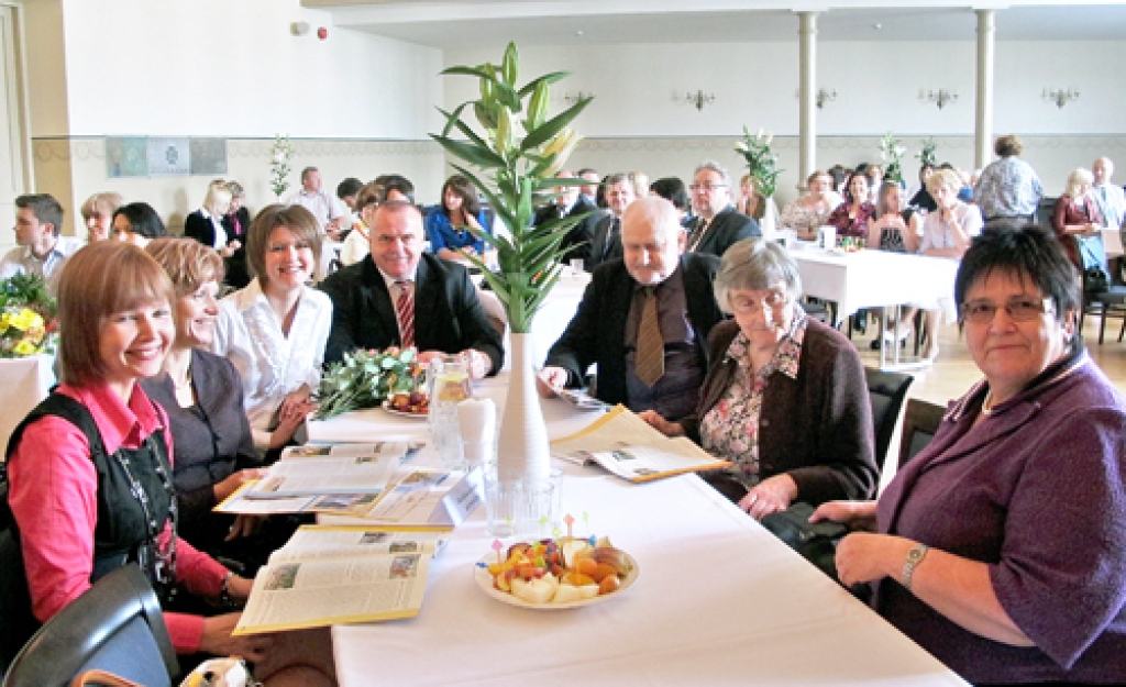 Laureāti un pašvaldības pārstāvji Ventspilī. No labās – Baiba Tormane, Daina Ziemele, Ilgonis Rencis,  Valdis Veips, Ieva Šomina, Iveta Kubliņa un Ilva Vansoviča.