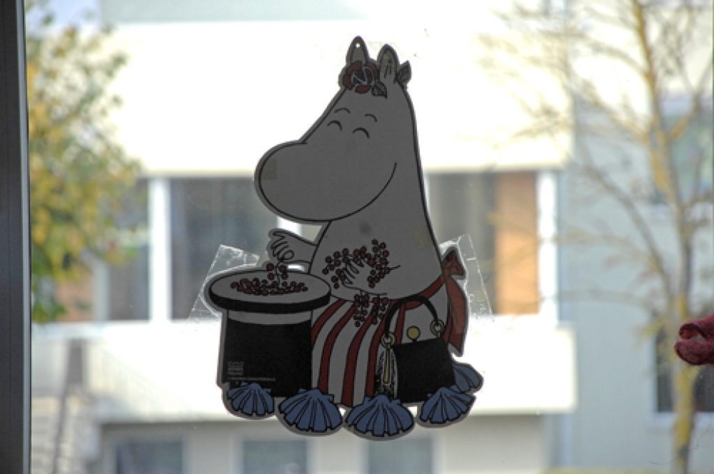 Bauskas bērnu bibliotēkā vakar, 4. oktobrī, Somijas Republikas ārkārtējā un pilnvarotā vēstniece Latvijā Pirko Hamalainena atklāja ceļojošo izstādi «Muminu ģimene no Somijas». Jau informējām, ka Somijas delegācija vakar apmeklēja Bauskas...
Autors: Ivars Bogdanovs