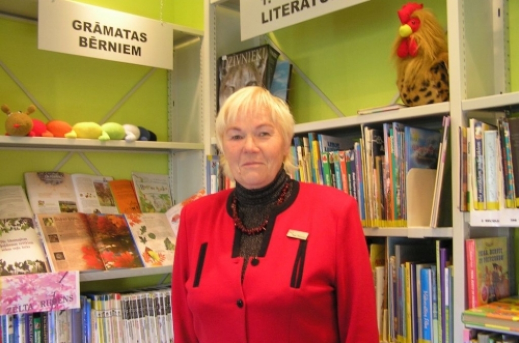 Jauncodes bibliotēkas vadītāja Inta Krieviņa.
Autors: Ivars Bogdanovs