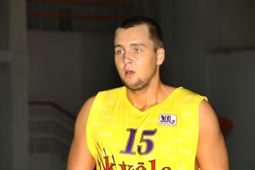 Armands Seņkāns aizvadītajā spēlē uzskatāmi parādīja, ka ir komandas līderis. 
Autors: Uldis Varnevičs