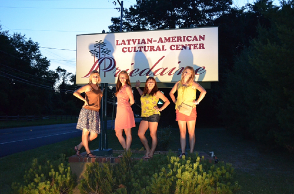 Latviešu – amerikāņu kultūras centrs «Priedaine», ikgadējo Līgosvētku norises vieta Ņūdžersijā.