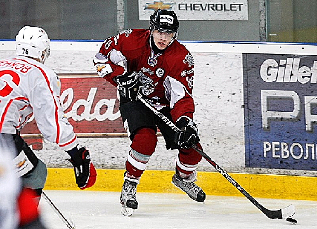 Laukumā Juris Ziemiņš bieži ir uzbrukuma smailē.