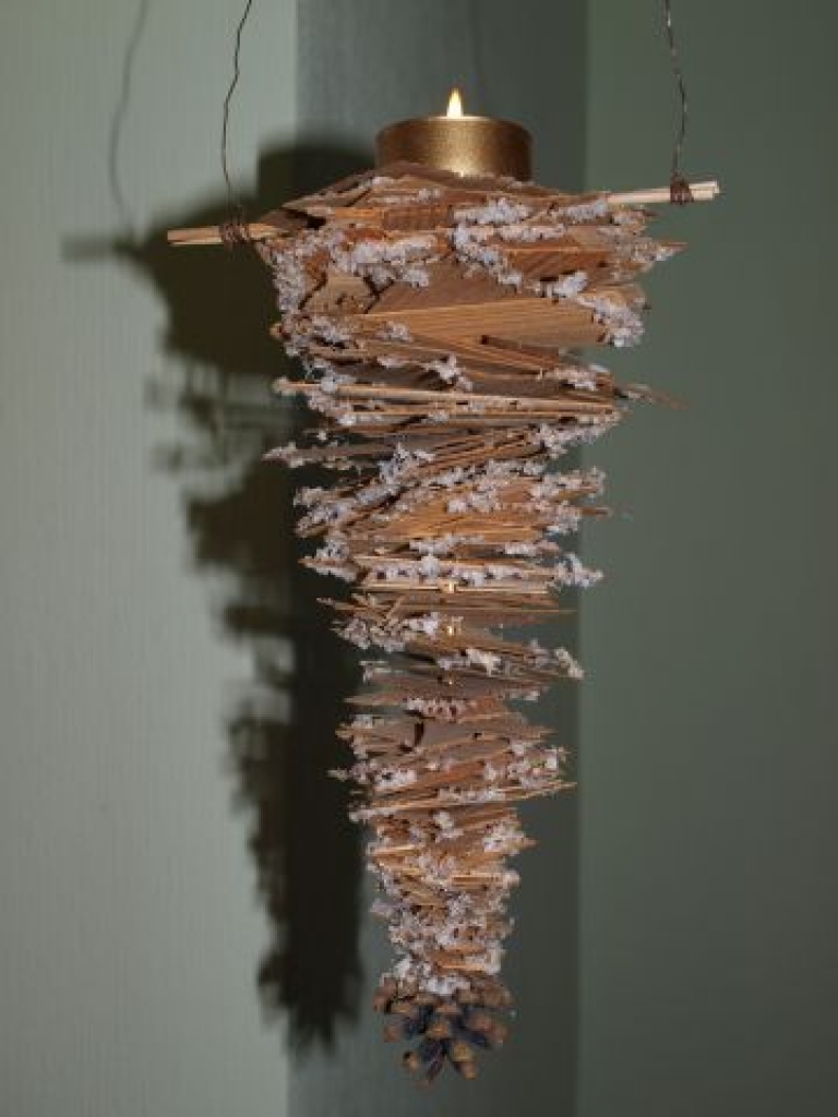 Ievas Elizabetes Žeikares, Dzimtmisas skolnieces, gatavotais rotājums saņēmis «MammasDabas» pārsteiguma balvu.
Autors: No albuma.