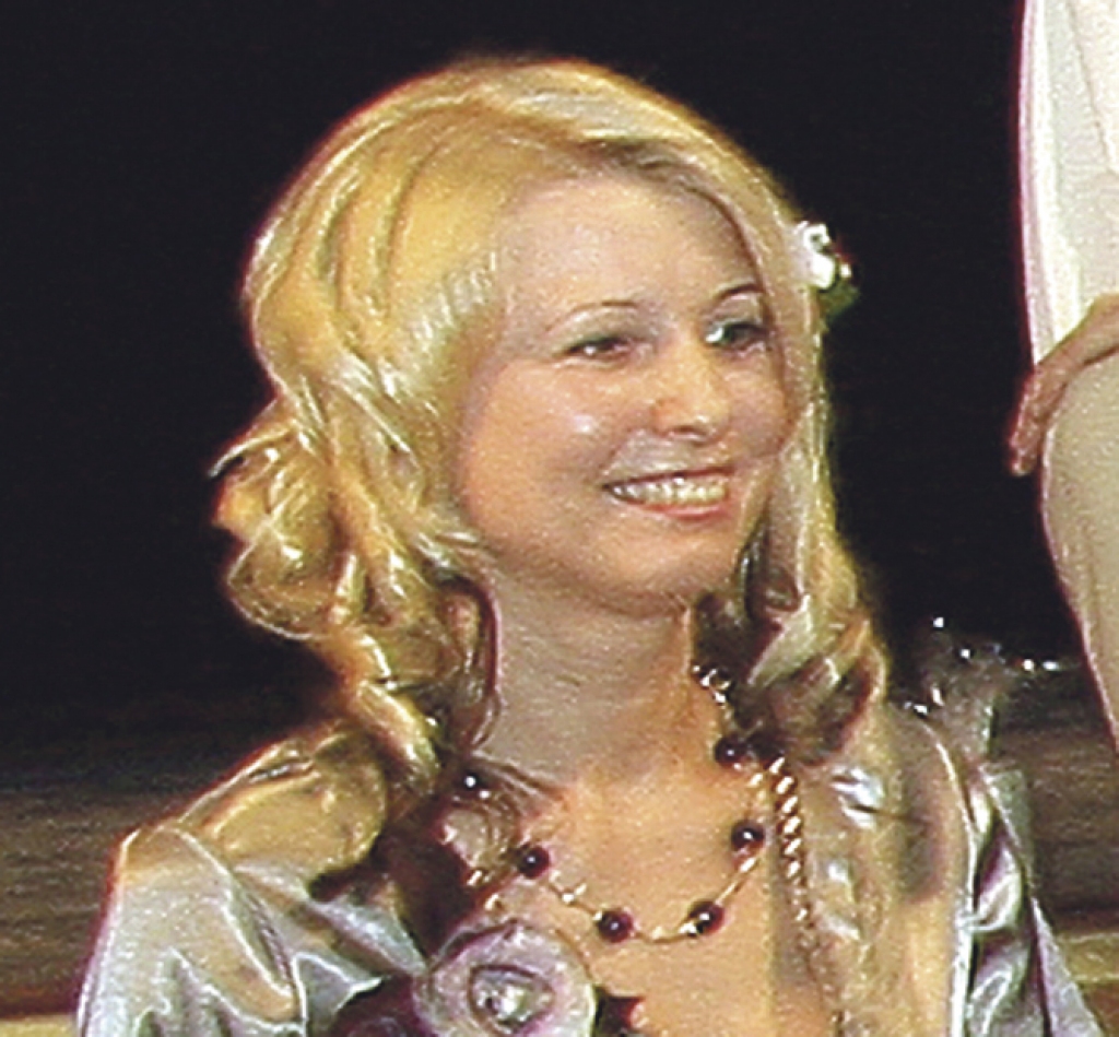 Tamāra Lisovcova gatavo svētkiem 40 dalībnieku deju kopu.