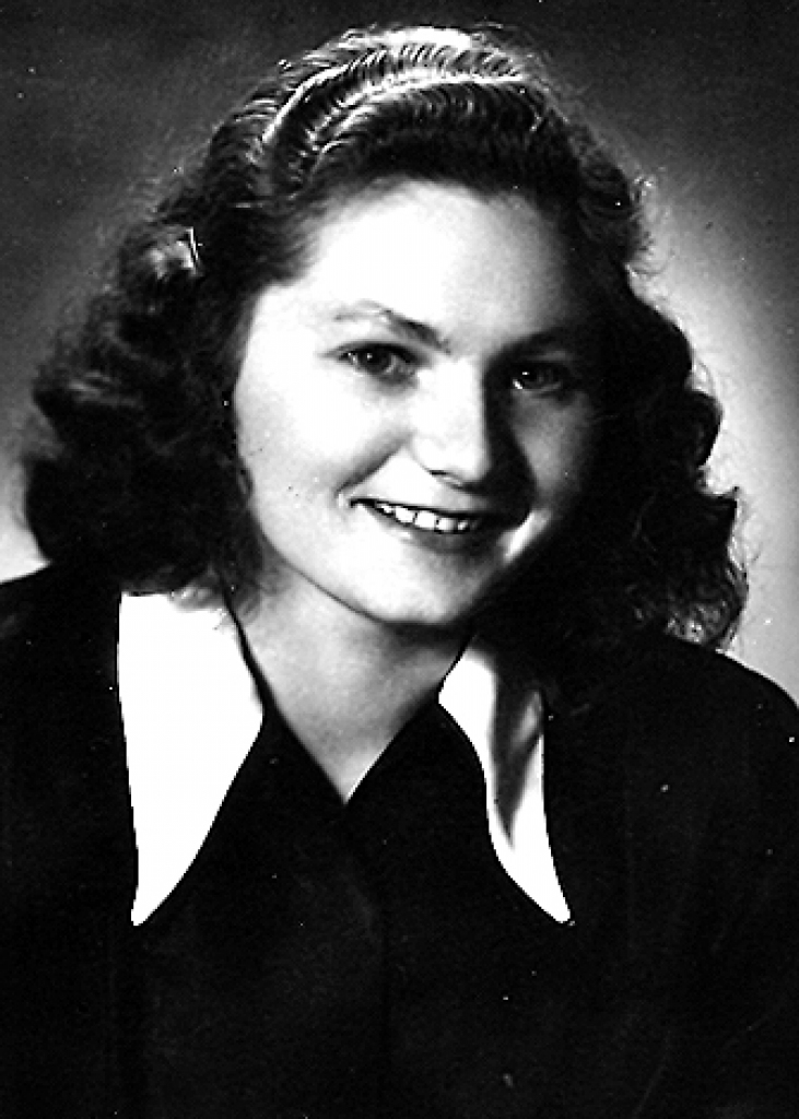 Jubilāre, absolvējot Cēsu Skolotāju institūtu 1954. gadā. 