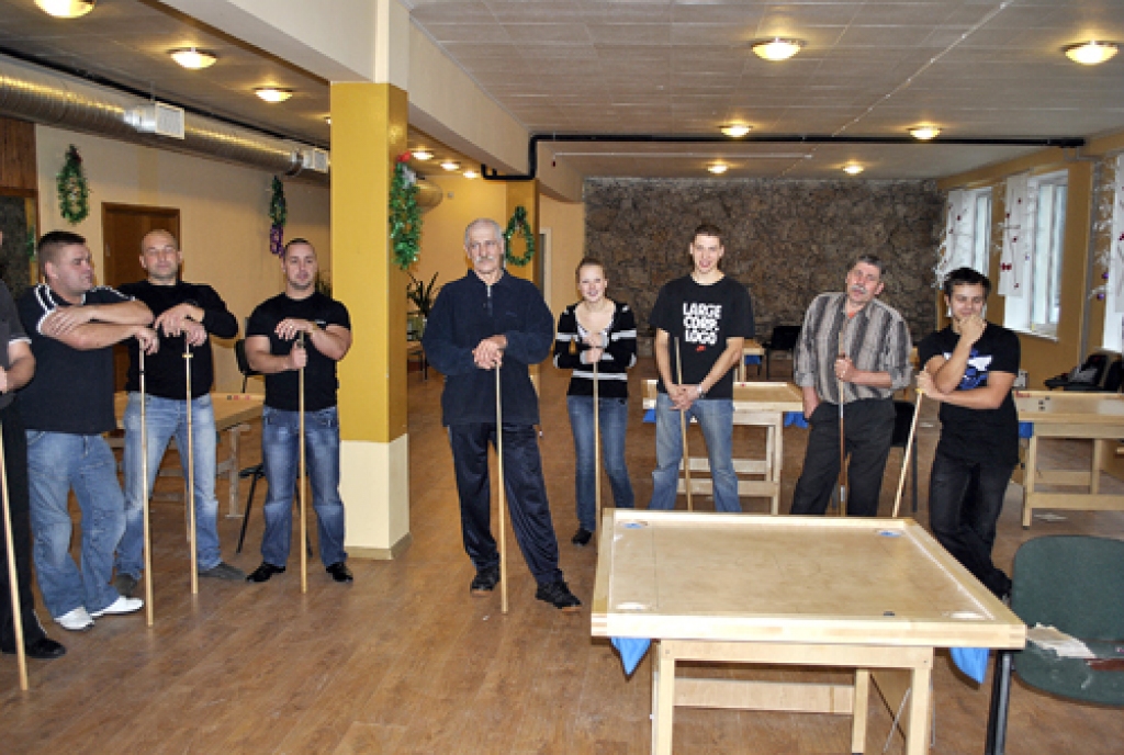 Novusa mačiem Mežotnē dalībnieki sagatavojušies. 