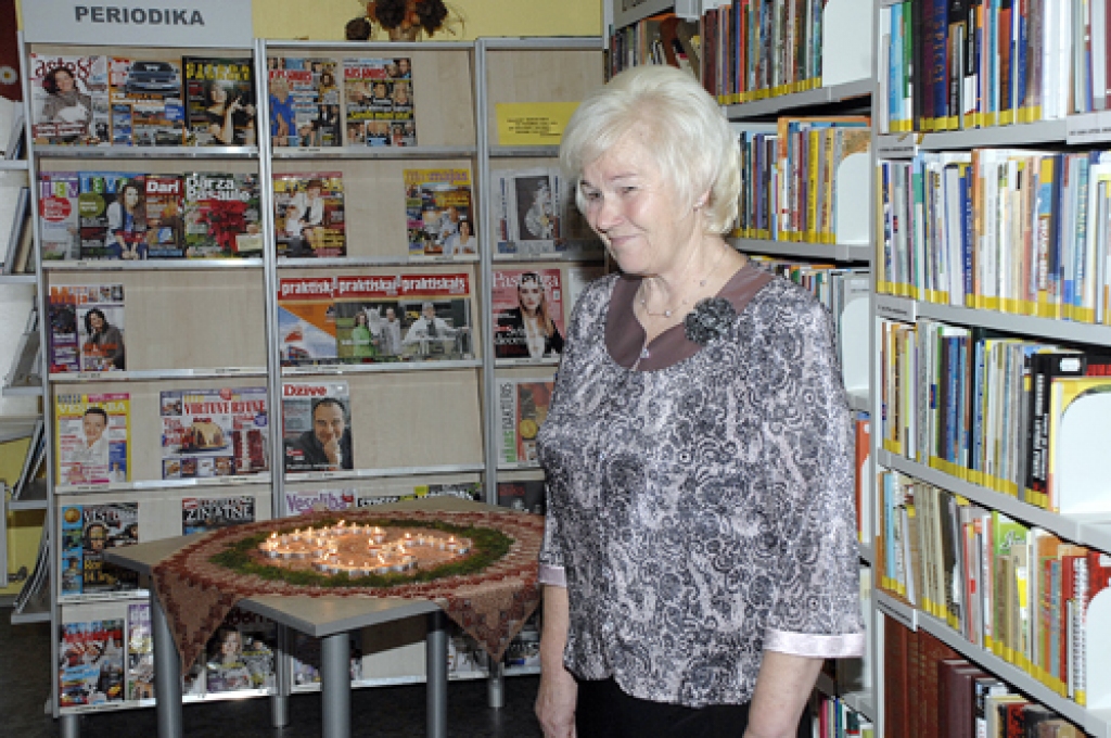 Jauncodes bibliotēka, kuru vada Inta Krieviņa, ieguva otro vietu šajā akcijā ar 4971 kg nodotās makulatūras. 