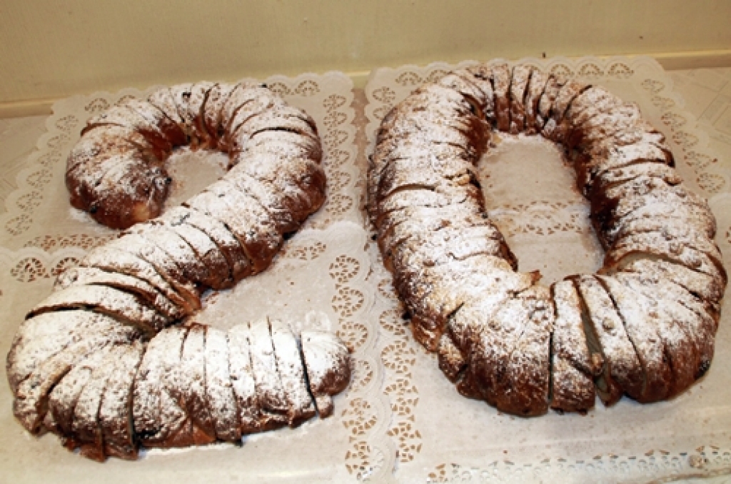 Bauskas kultūras namā 21. februārī ar dāvaniņām, koncertu un cienastu tika atzīmēta Bauskas invalīdu biedrības 20 gadu jubileja. Biedrības valdes priekšsēdētāja Anna Šumska sveica apmēram 30 sanākušos pasākuma dalībniekus. Tika dalītas...
Autors: Uldis Varnevičs