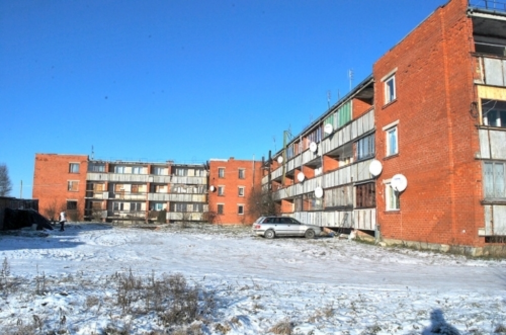 Daudzdzīvokļu māja Dāviņos.
Autors: No «Bauskas Dzīves» arhīva.